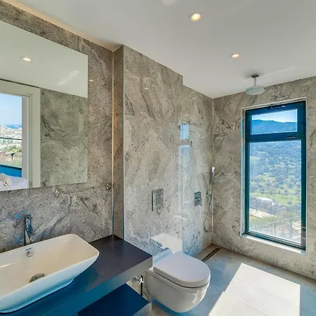 מלון Royal Premium Villas