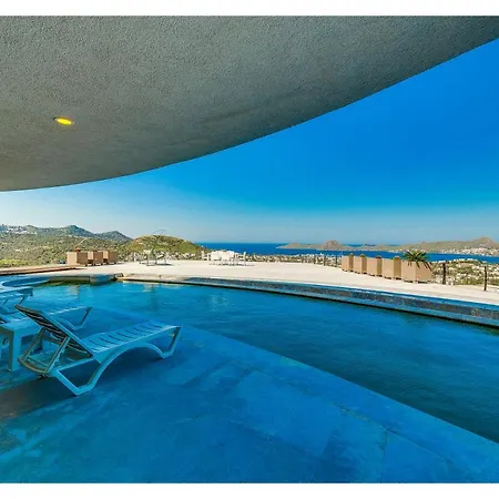 Royal Premium Villas * יאליקאבאק