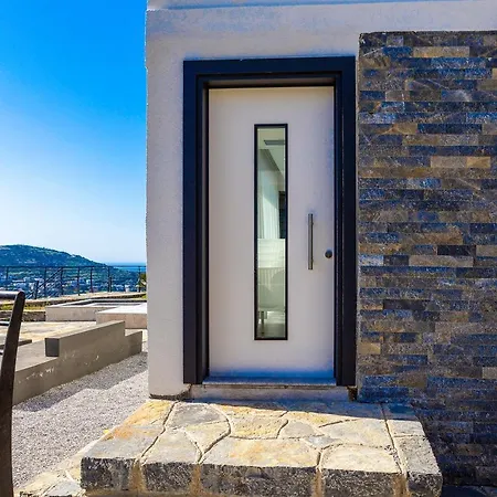Royal Premium Villas Ξενοδοχείο