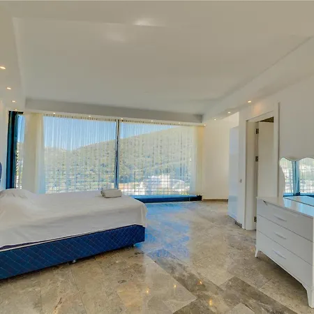 Royal Premium Villas Ξενοδοχείο *