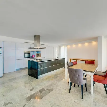 Royal Premium Villas Ξενοδοχείο